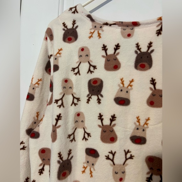 Kensie pj set 1X fleece nightgown and hat reindeer Christmas holiday New - Picture 9 of 11